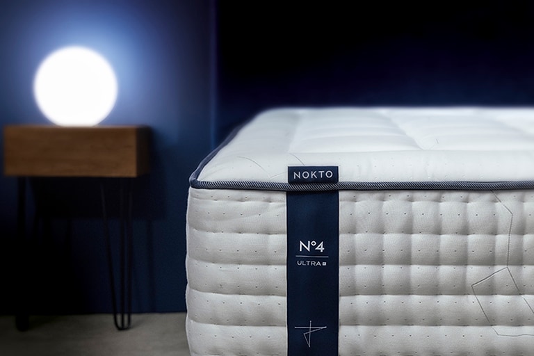 N°4 ULTRA — vue en chambre